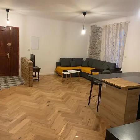 Centre Ville Spatieux T3 *